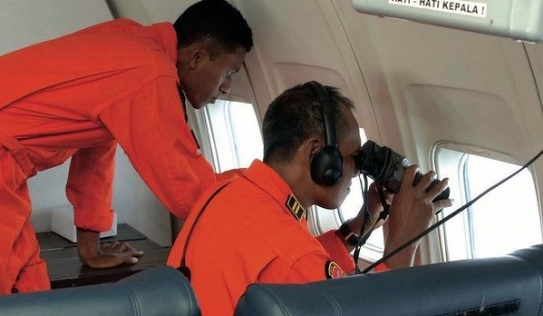 Mảnh vỡ máy bay MH370 có thể đang ở bờ biển Indonesia